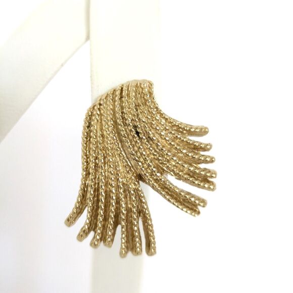 Vintage Monet Mirador Tassle Waterfall Rope Gold Tone Clip-on Earrings Signed - Picture 2 of 10